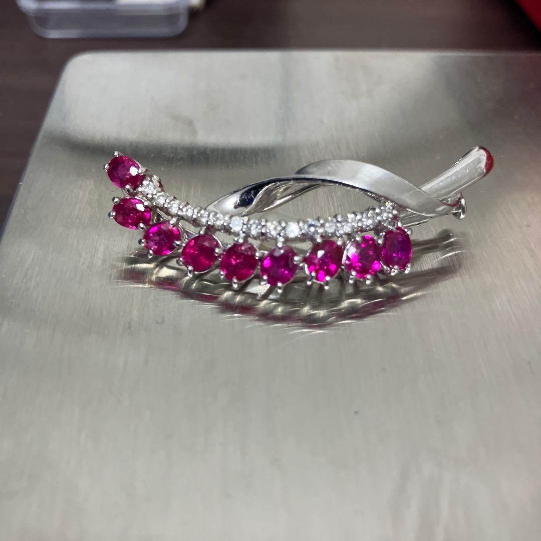 ルビー　ダイヤ　ブローチ