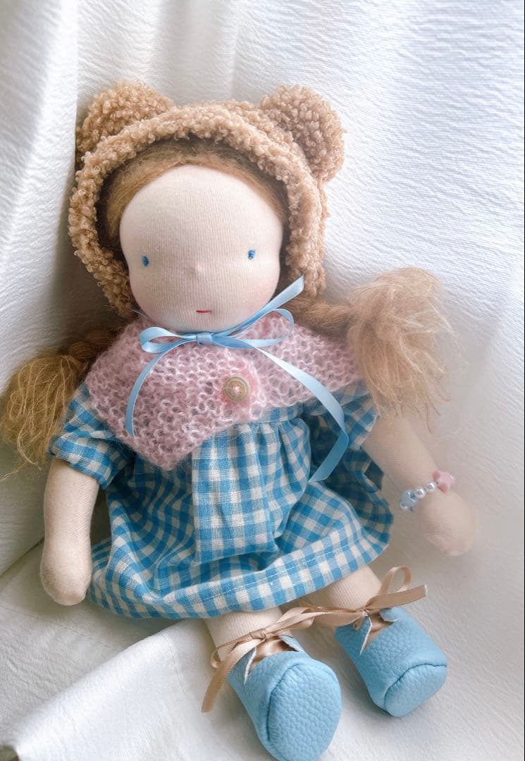 ウォルドルフ人形　水色の女の子