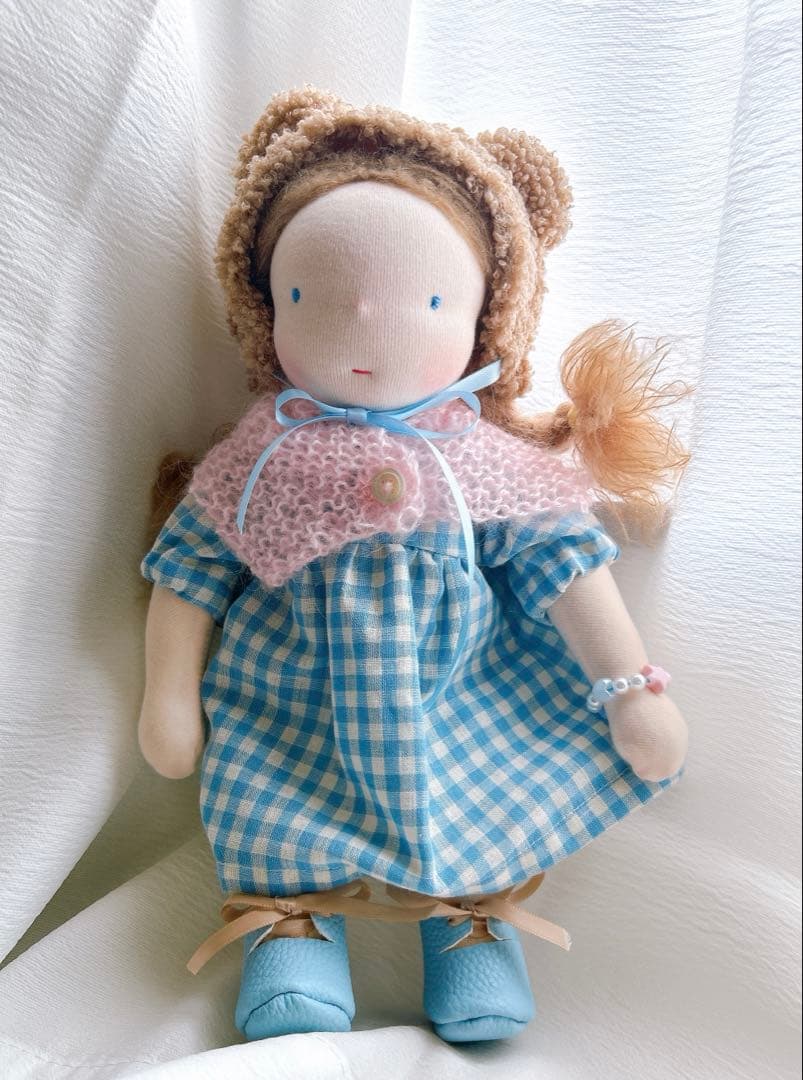 ウォルドルフ人形　水色の女の子