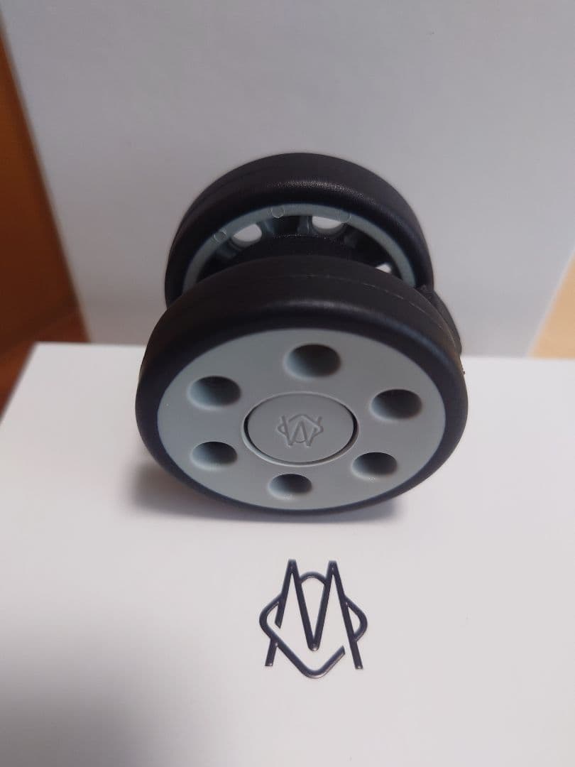 RIMOWA　ホイール,ハンドル、タグ　3点セット