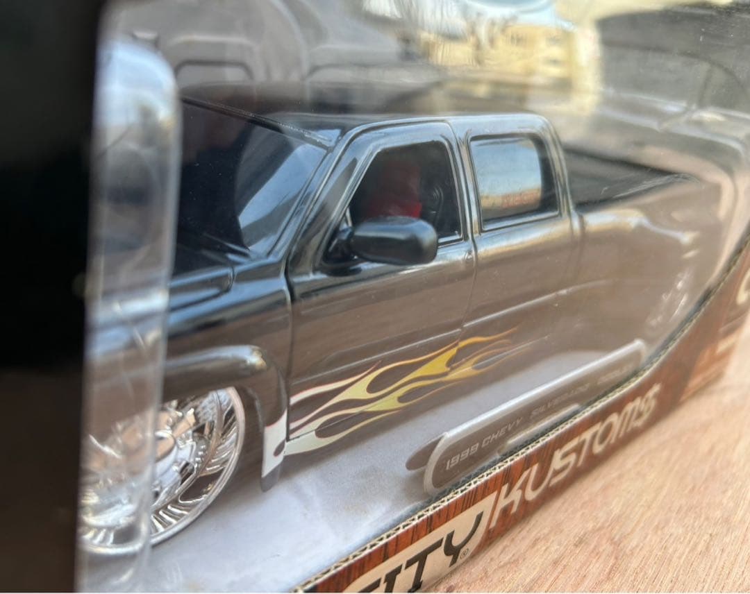 ミニカー 1999 CHEVY SILVERADO DOOLEY