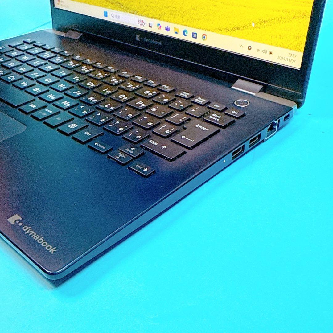 第10世代i7⭐️爆速SSD 16GB windows11 薄型 ノートパソコン