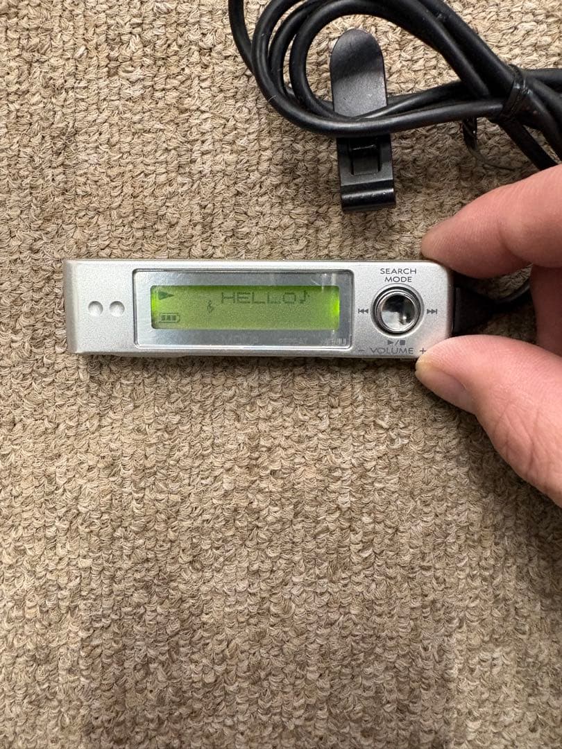 動作品 KENWOOD DMC-T33 ポータブルMDプレーヤー 水色 純正品