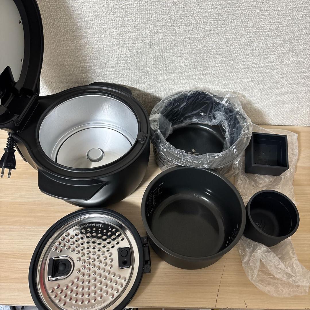 【未使用】バルミューダ　電気炊飯器　 3合炊き K03A-BK