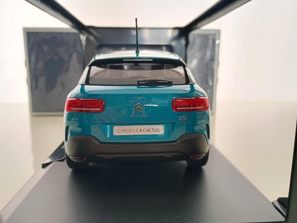 ノレブ シトロエン Citroen C4 カクタス 2018 1/18