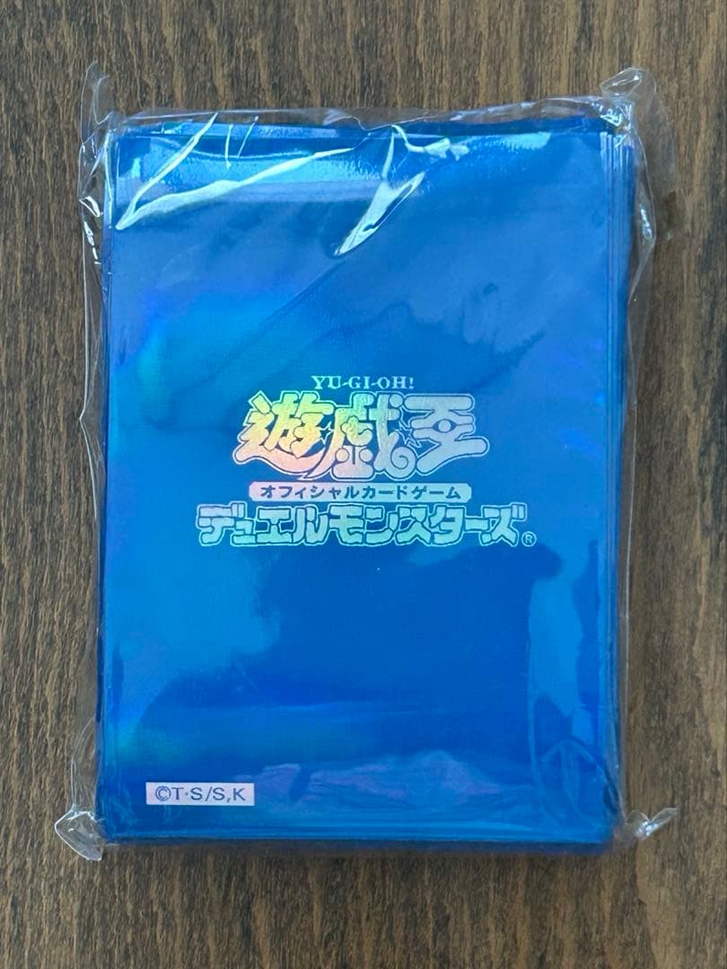 【未使用】遊戯王 スリーブ オシリスレッド 赤 60枚 初期 青スリーブ 60枚
