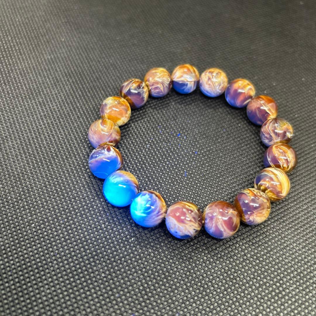 花琥珀のブレスレット