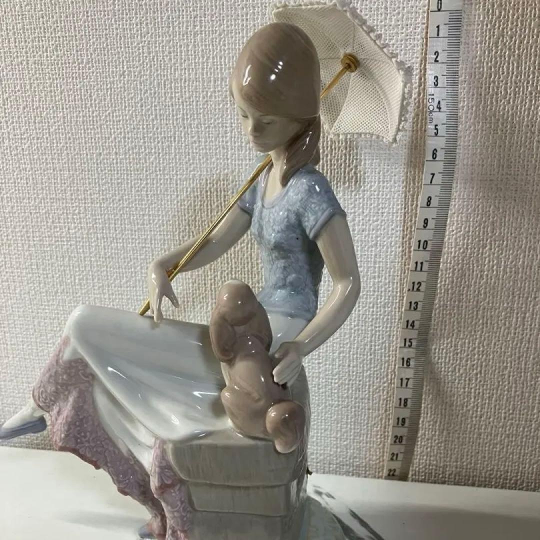 LLADRO リヤドロ 7612 日傘の女性と犬 ベンチ フィギュリン