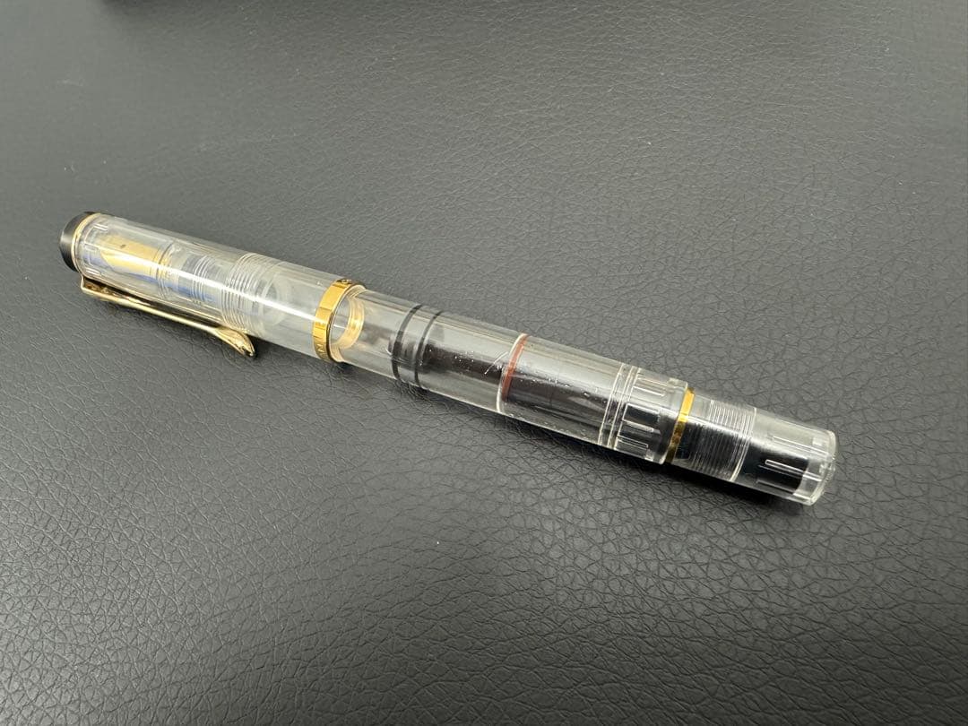 【合馬公式アカウント3さん専用】Pelikan 万年筆 透明・黒・金