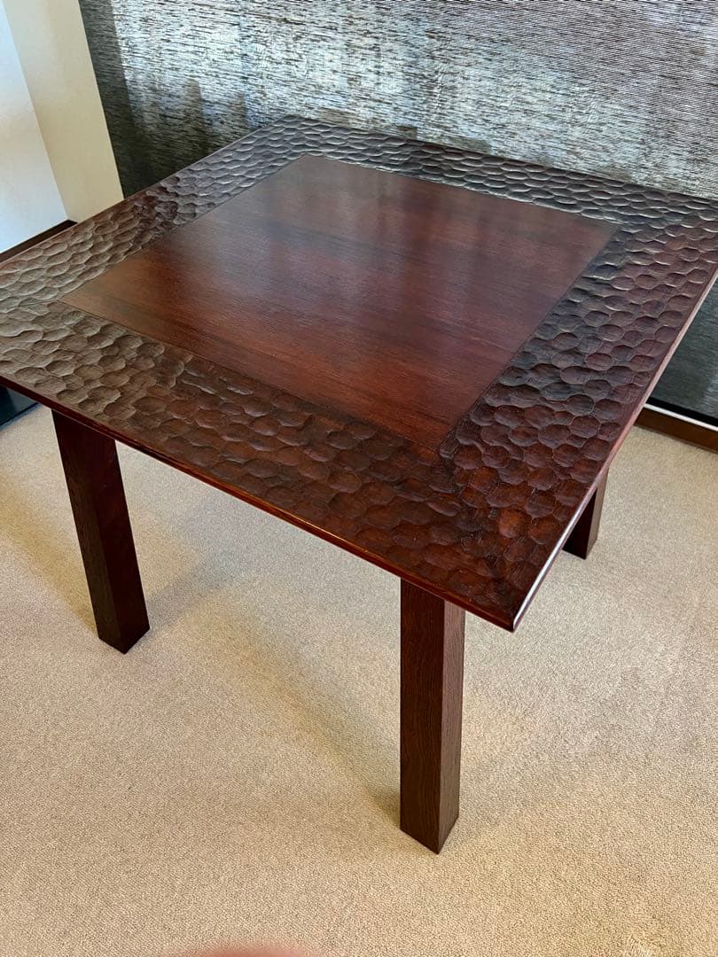 【○】アジアン家具 インドネシア製 テーブル 天然木 ハンドメイド 手彫り