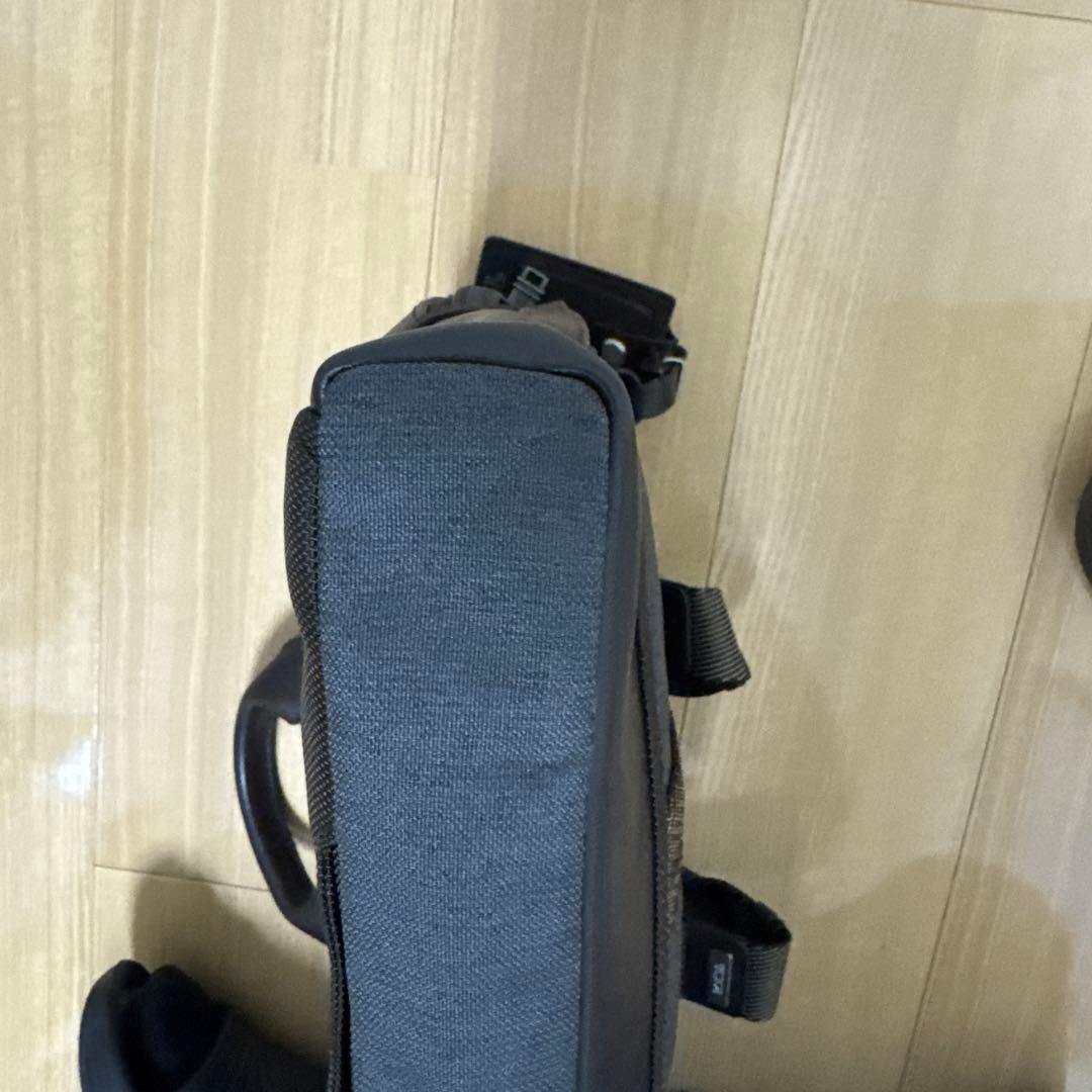TUMI グレー/チャコール　ブリーフケース