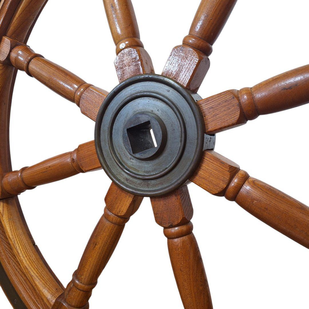 船 舵 かじ インテリア　お洒落　バー レストラン　木製