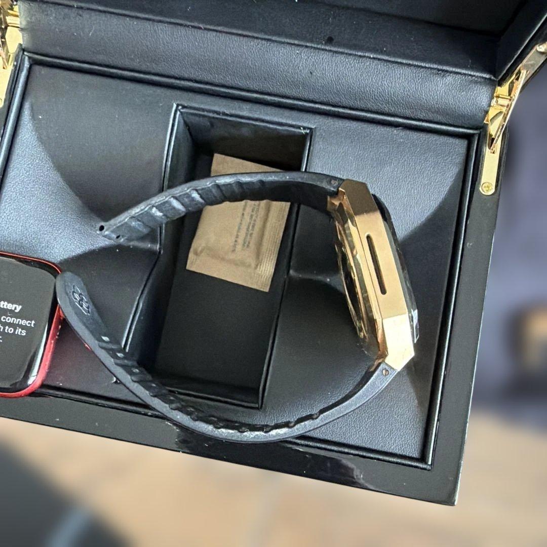 Apple Watch 6 44（GPS）とゴールデンコンセプト