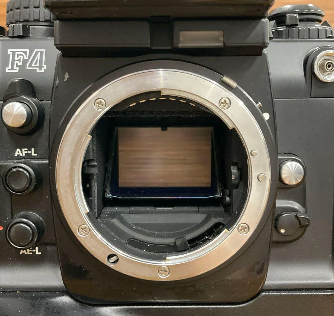 ニコン　一眼レフフィルムカメラ F4 ＆ バッテリーグリップ MB-21
