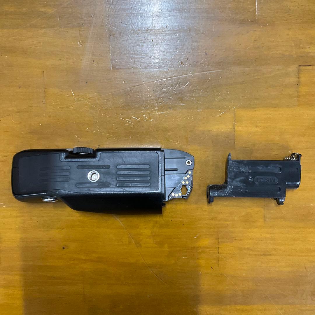 ニコン　一眼レフフィルムカメラ F4 ＆ バッテリーグリップ MB-21