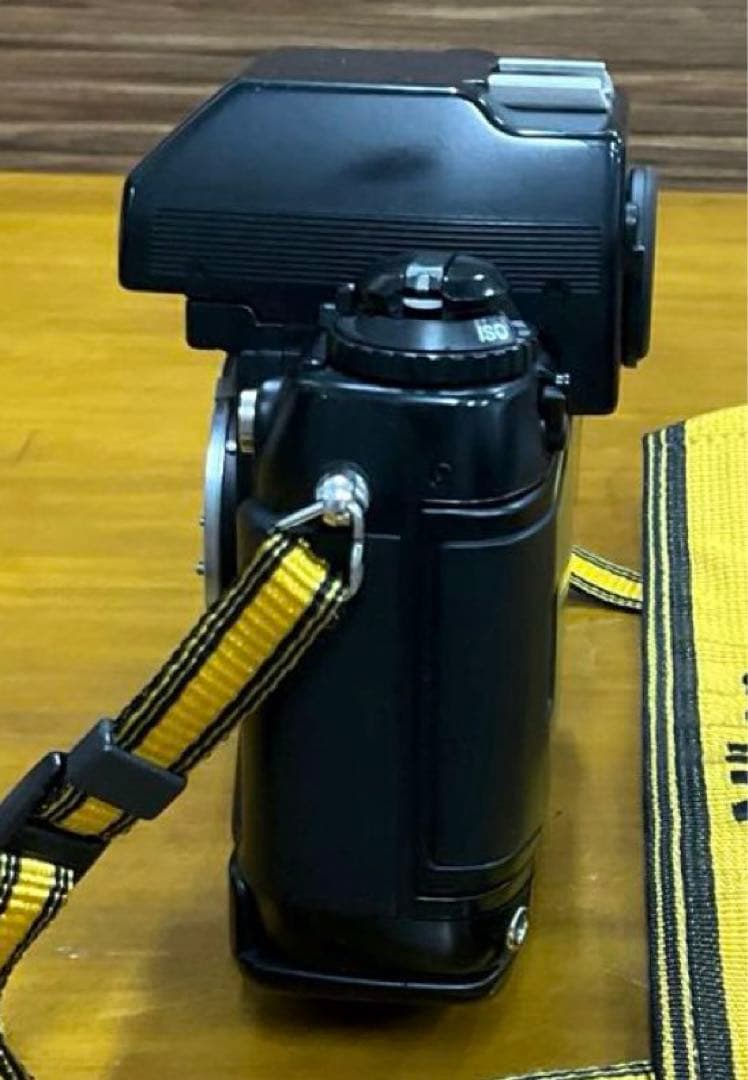 ニコン　一眼レフフィルムカメラ F4 ＆ バッテリーグリップ MB-21