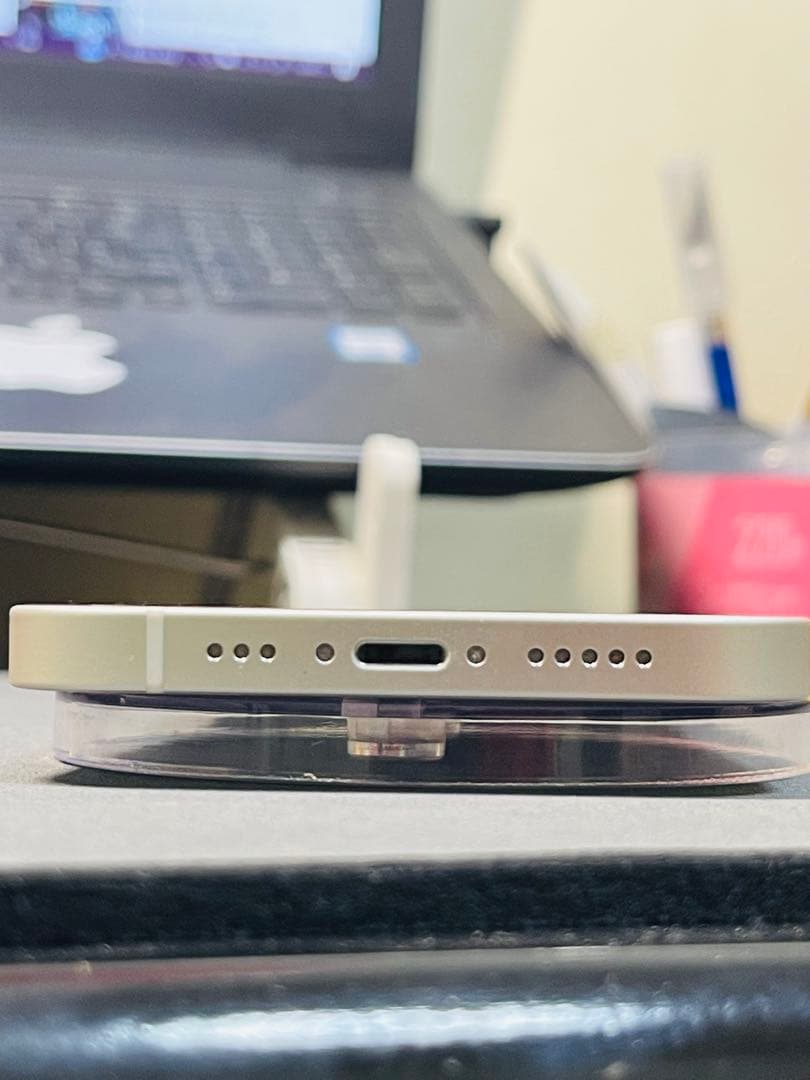 [美品] Apple iPhone 12 ホワイト 本体