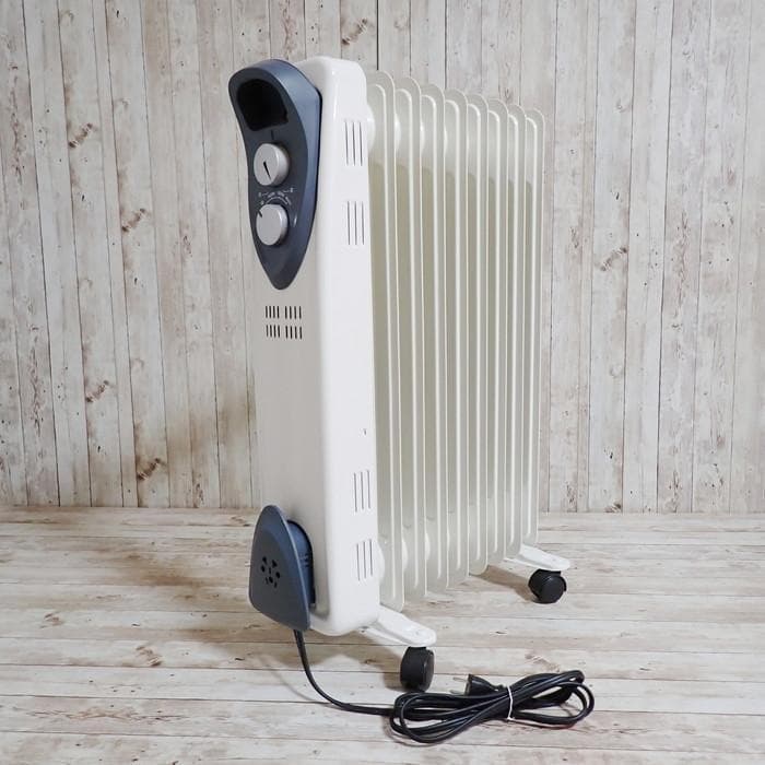 美品 大栄トレーディング8枚スーパーオイルヒーター DT-OH1211