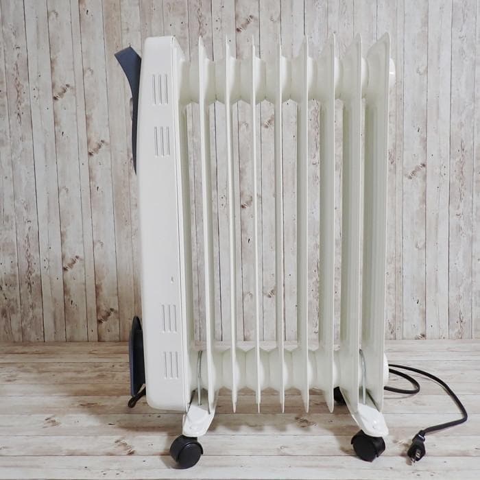 美品 大栄トレーディング8枚スーパーオイルヒーター DT-OH1211