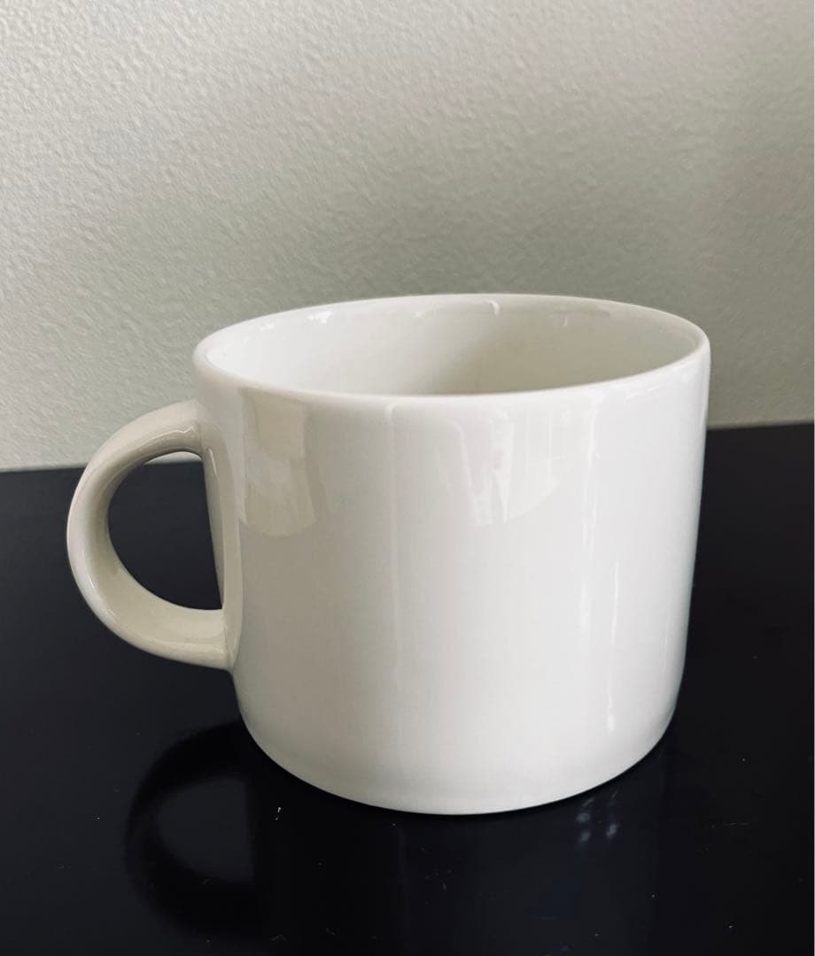 リ・ウファン　リ・ウーファン 李 禹煥　カップ　「Dialogue」陶磁器　貴重