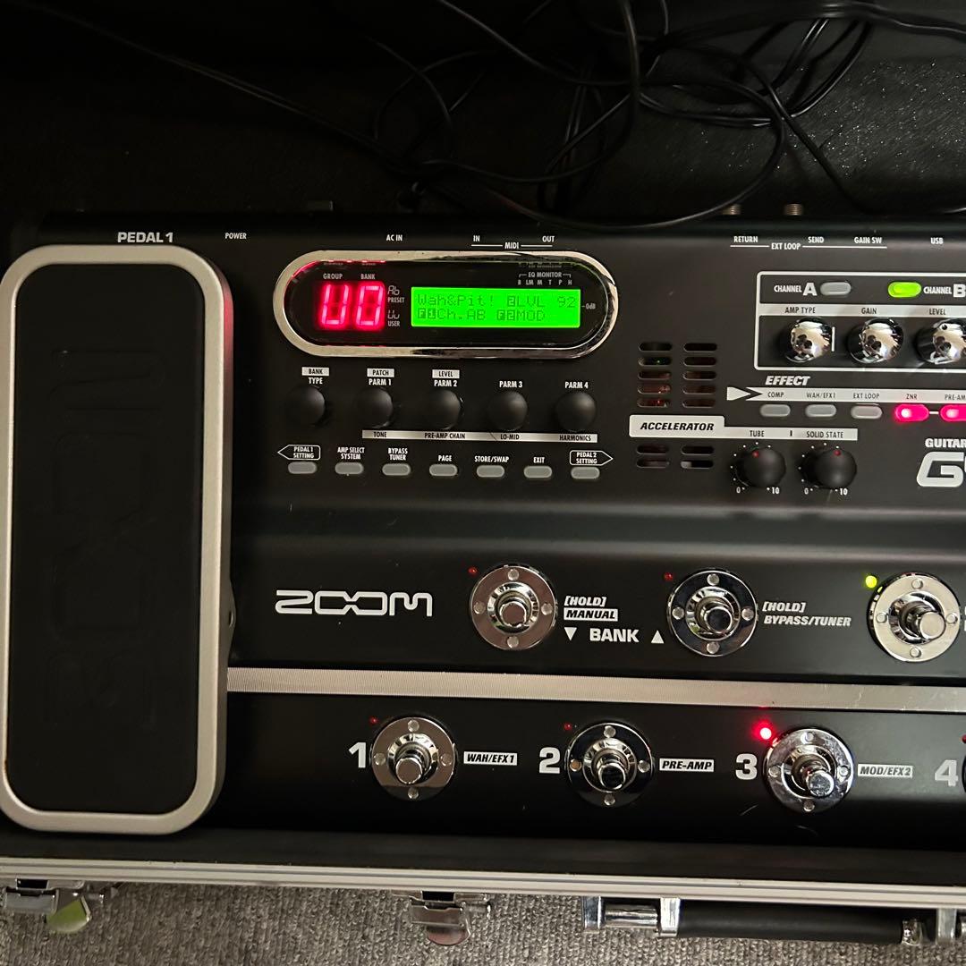 zoom g9.2tt（ズーム）　マルチエフェクター　ハードケース付き