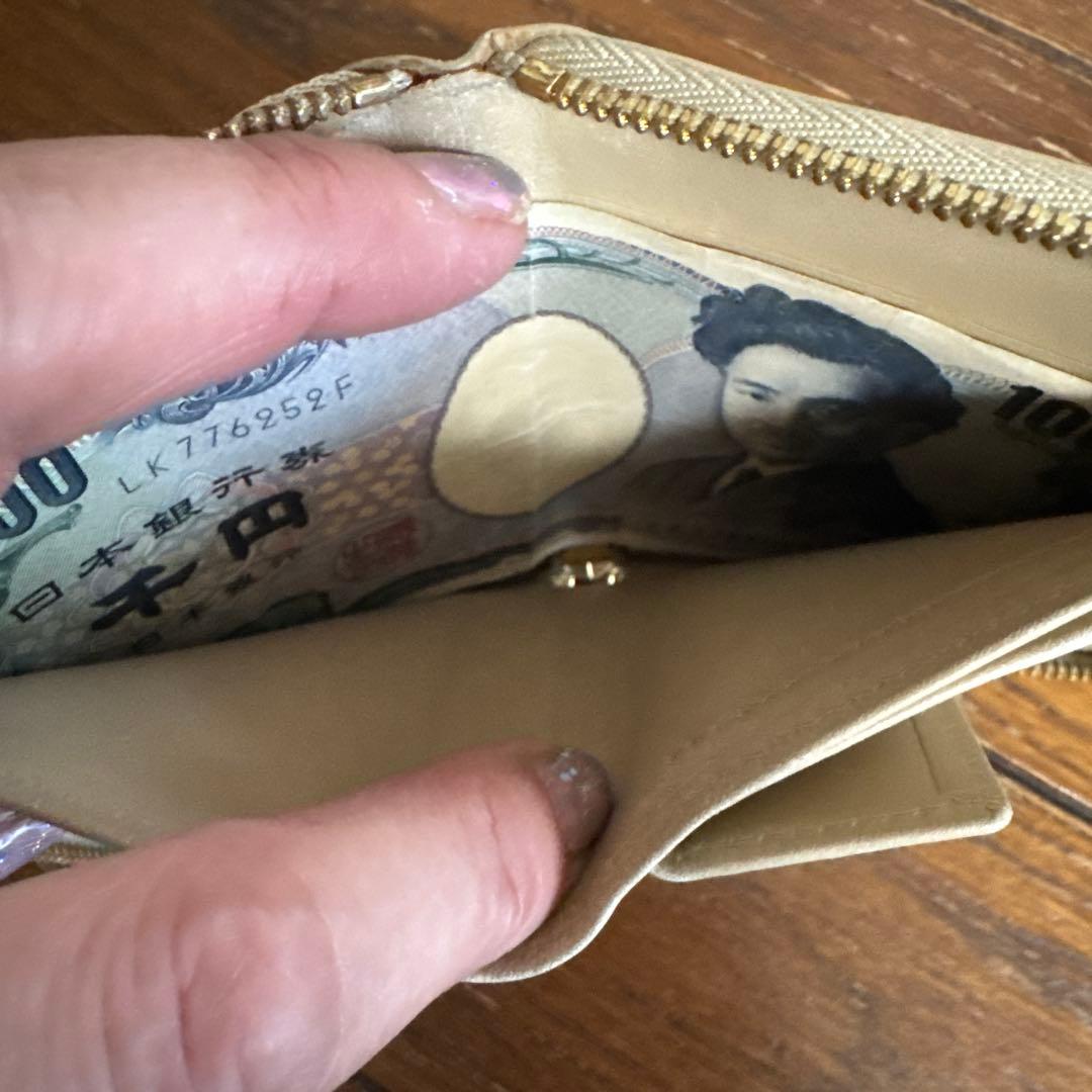 Louis Vuitton イエロー 二つ折り財布