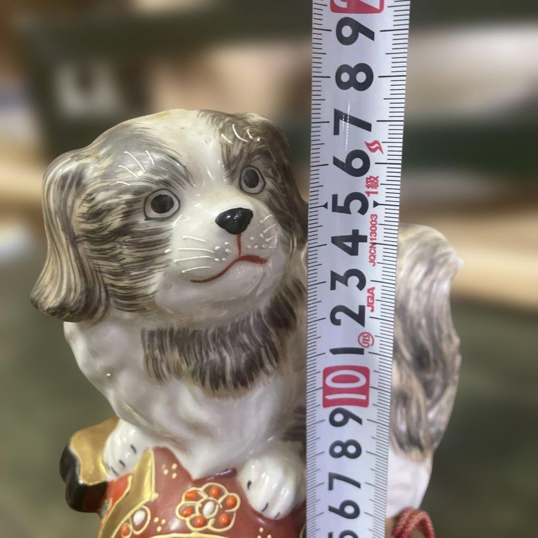 九谷焼犬と小槌　陶器製犬の置物 赤い飾り玉付き　石川県伝統工芸　日本美術　骨董