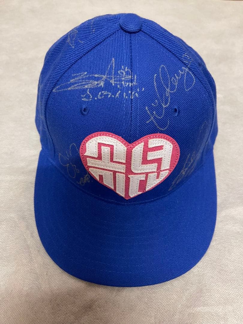 少女時代　全メンバー　サイン入り　キャップ