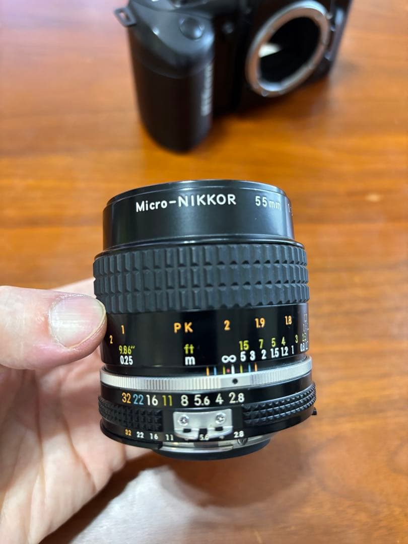 Nikon F-401 マクロNikkor 55mm f2.8 ais