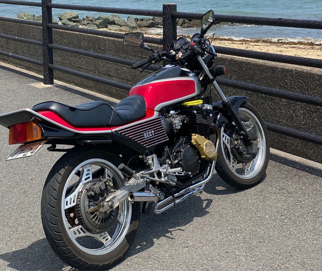HONDA CBX 400f/550fタンク 2型黒/赤