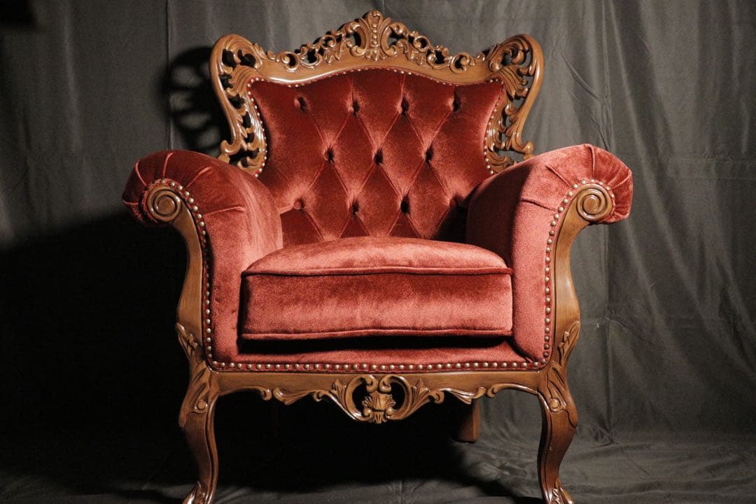 赤いベルベット アンティーク風椅子