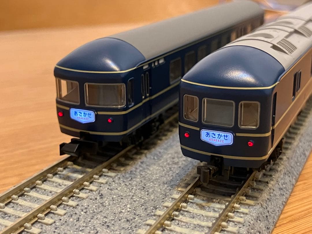 KATO 20系寝台特急「あさかぜ」基本+増結+牽引車（EF65）