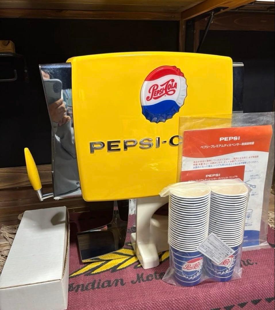 ★ペプシ★ プレミアムディスペンサー ★ ボトルオープナー★トコトコペプシマン★