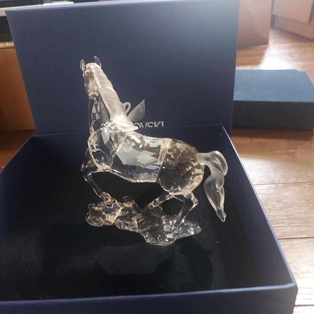 Swarovski 馬のクリスタルフィギュア