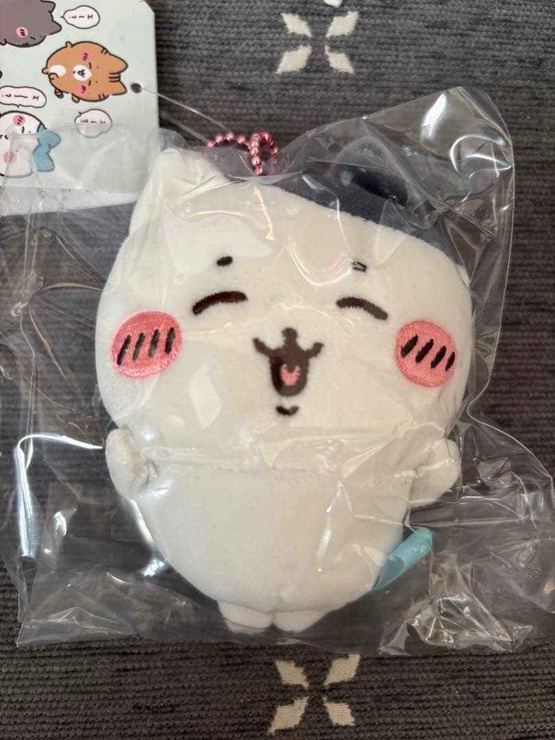 ちいかわ ハチワレとごきげんななかまマスコット4種セット