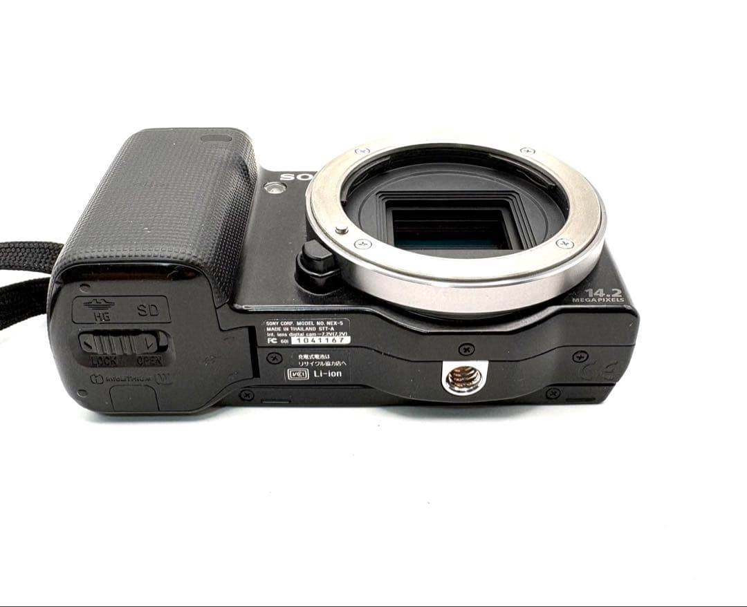 SONY α NEX-5 Emount 16mm f2.8 SEL16F28