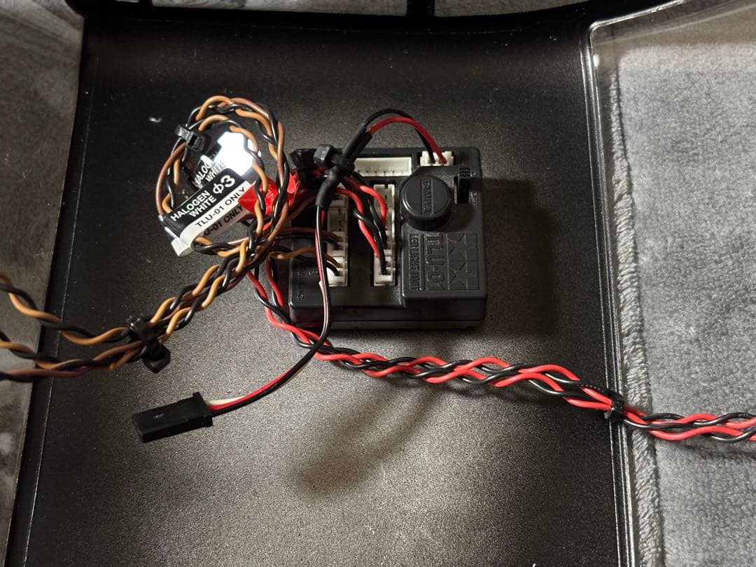 ビ*ド様 REDCAT 1959 IMPALA ラジコンボディーとホイールとオマ