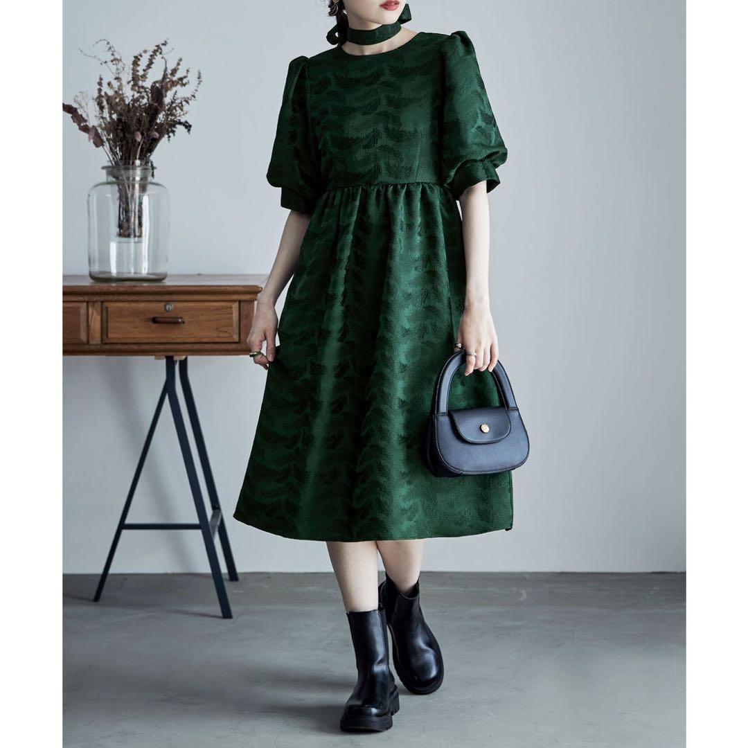 etoll. エトル　ジャガード　パフ　スリーブ　ドレス グリーン