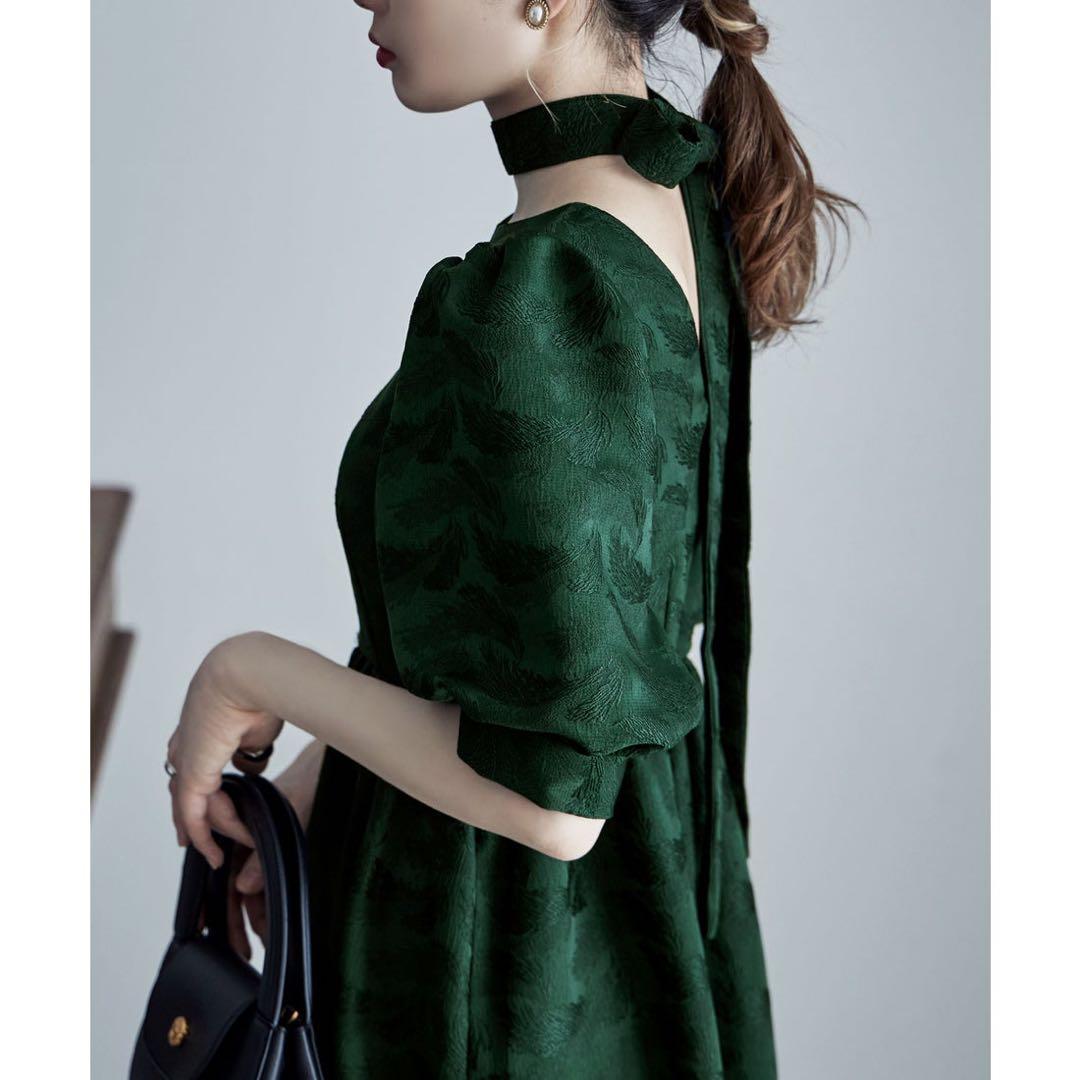 etoll. エトル　ジャガード　パフ　スリーブ　ドレス グリーン