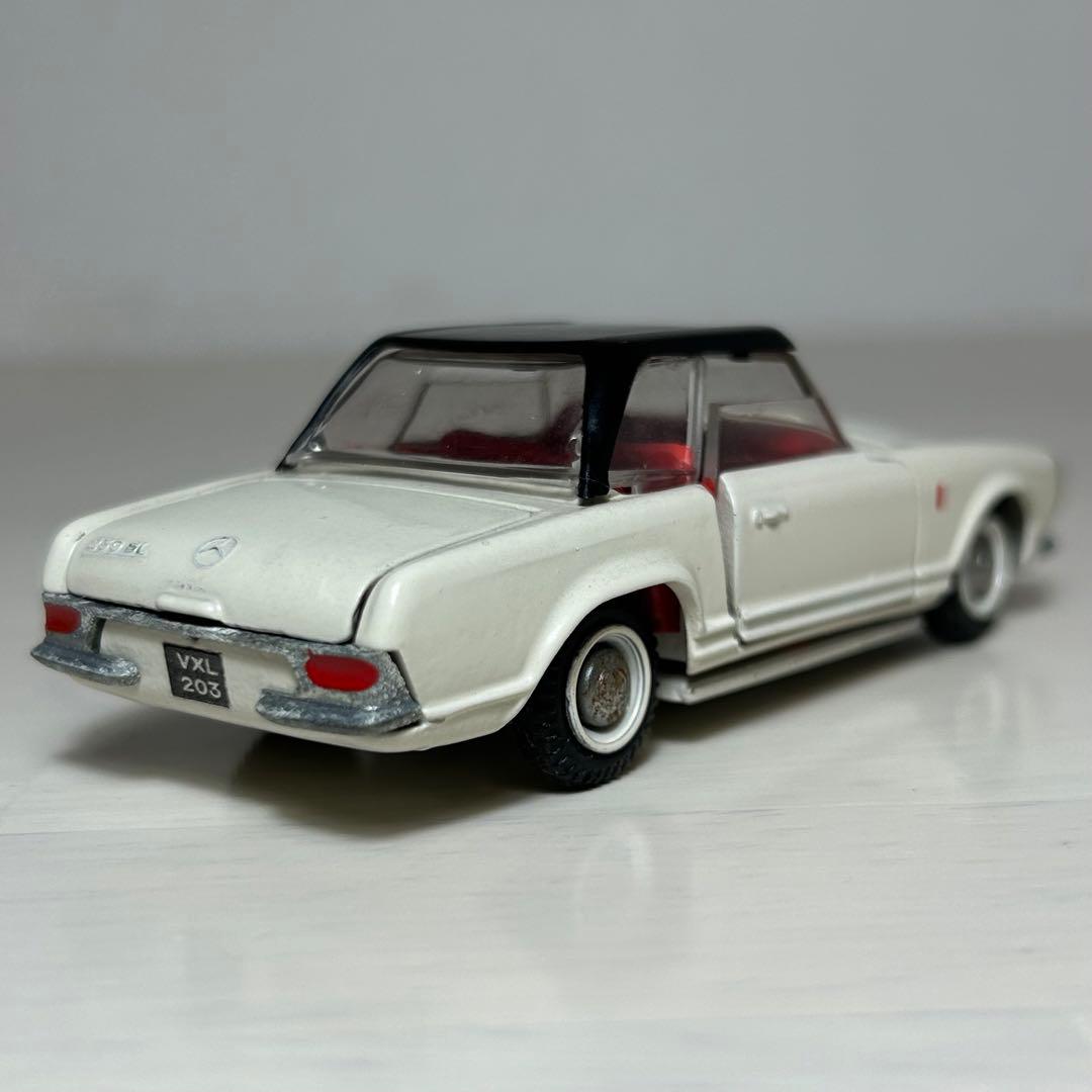 ミニカー Tekno Mercedes-Benz 230 SL