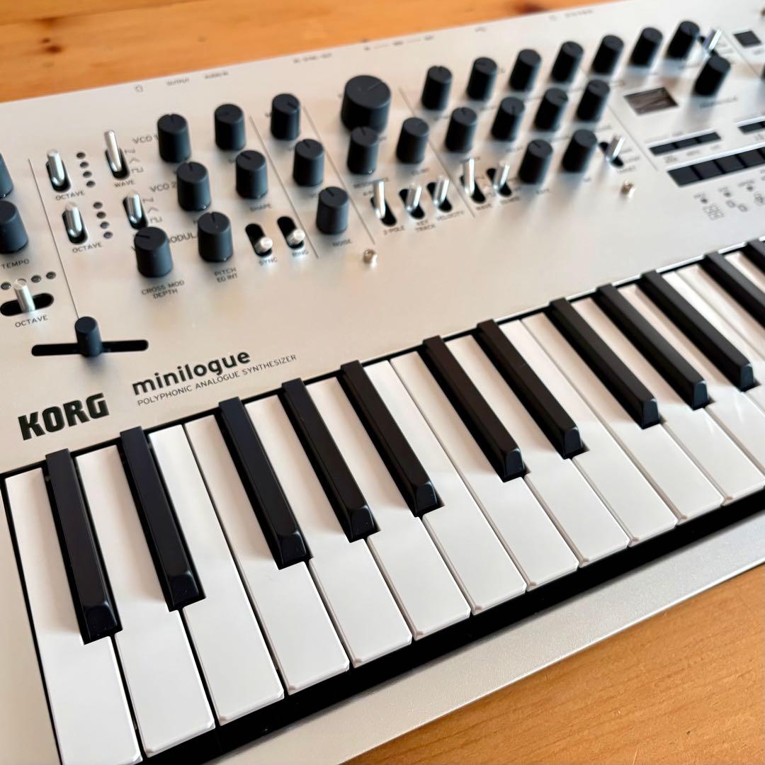 KORG minilogue アナログシンセサイザー 37鍵