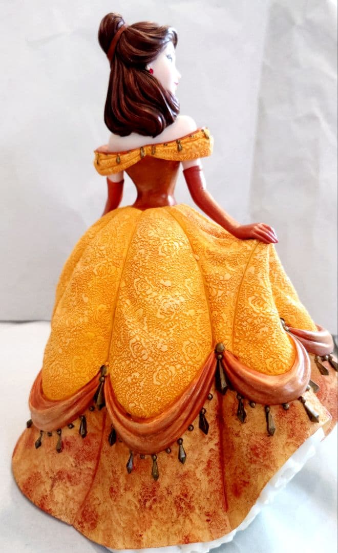 ディズニー ショーケース ベル 美女と野獣 Belle Disney 希少品