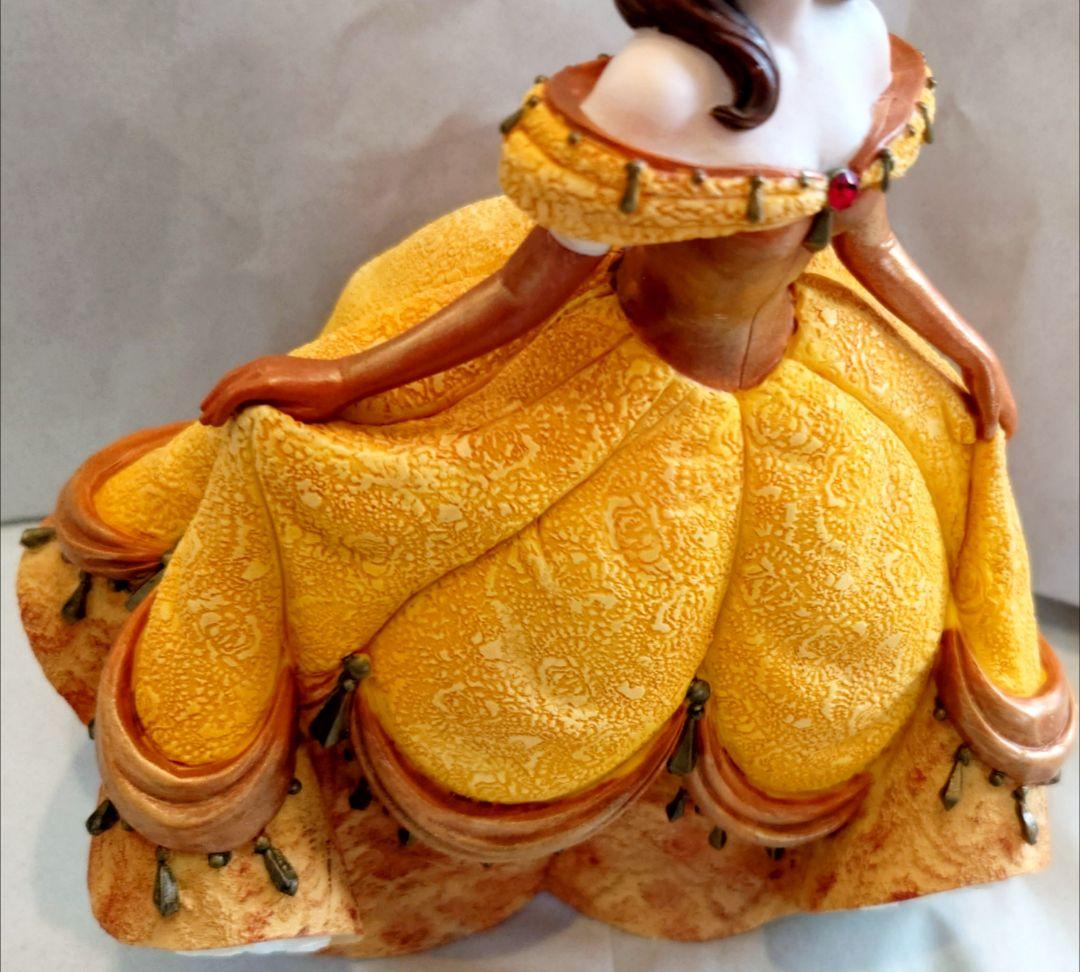 ディズニー ショーケース ベル 美女と野獣 Belle Disney 希少品