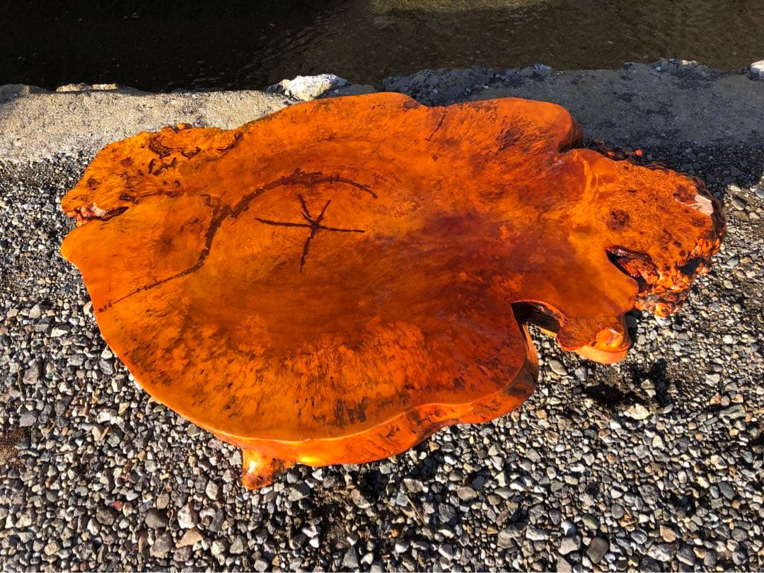 花梨　？テーブル