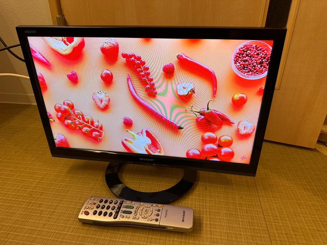 SHARP シャープ　19型　テレビ LC-19K40　2017年製　映り綺麗！