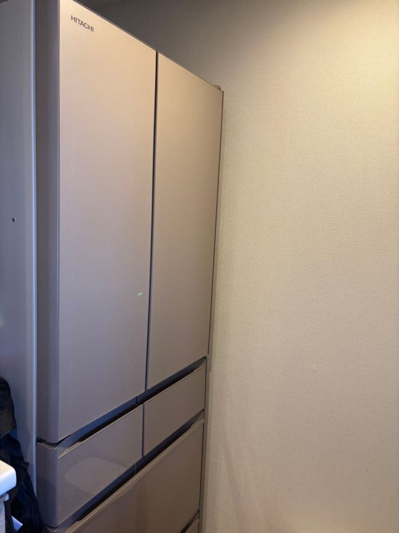 HITACHI 4ドア冷蔵庫　2021年製