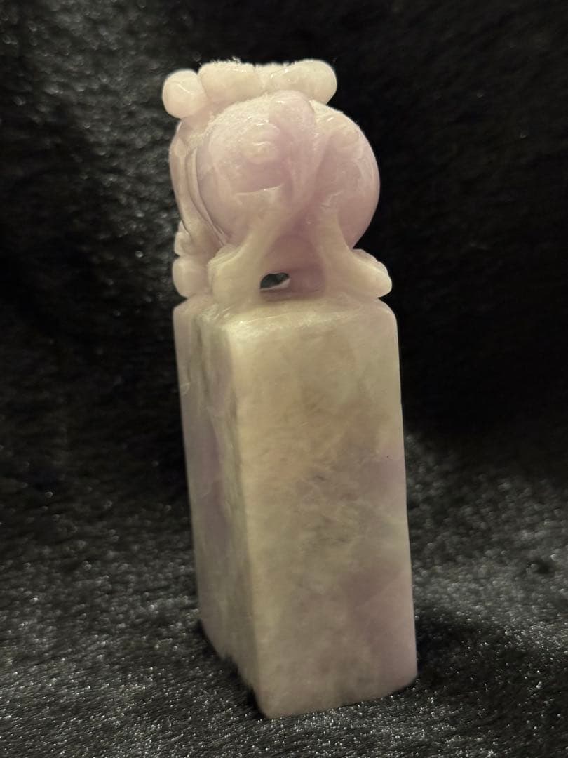 希少　高品質翡翠原石使用貔貅　ラベンダー翡翠　置き物　天然石