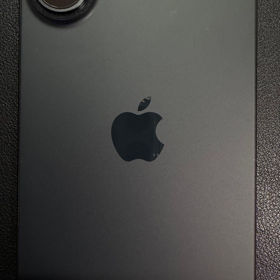 iPhone16本体 128GB ブラック　【当日発送】