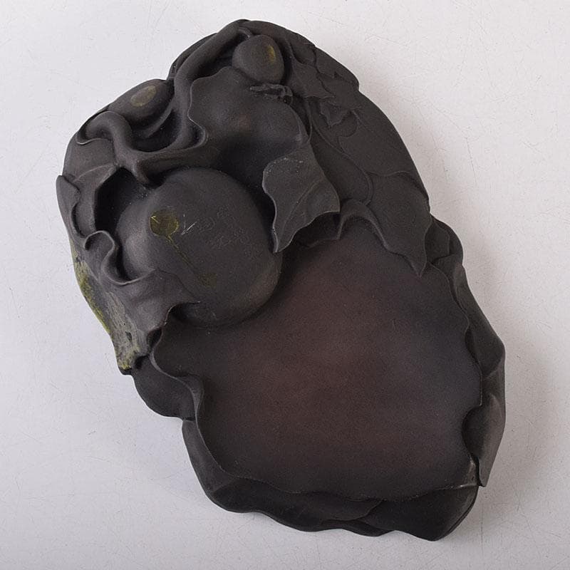 中国　書道具　端渓硯　倣宋　米芾　螽斯瓜瓞硯　箱付　M　8107