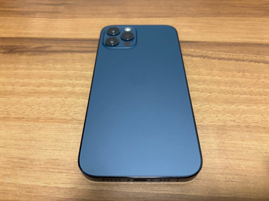 iphone 12 pro 128GB 箱付き 未使用の画面保護フィルム付き